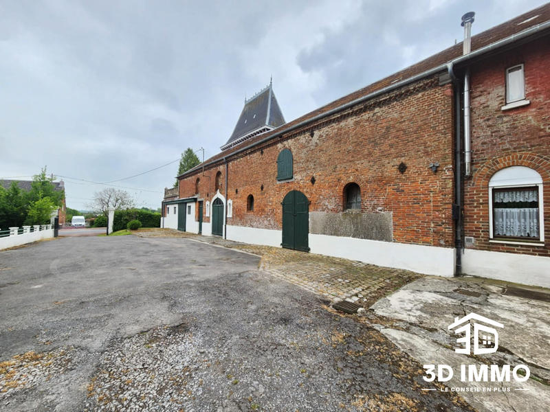 Maison - 210 m² - 6 pièces