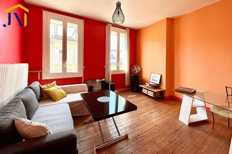 Appartement - 82 m² - 3 pièces