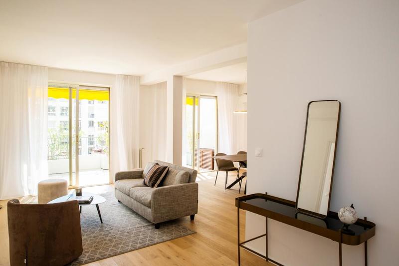 Appartement - 95 m² - 4 pièces