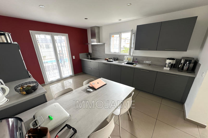 Villa - 136 m² - 4 pièces