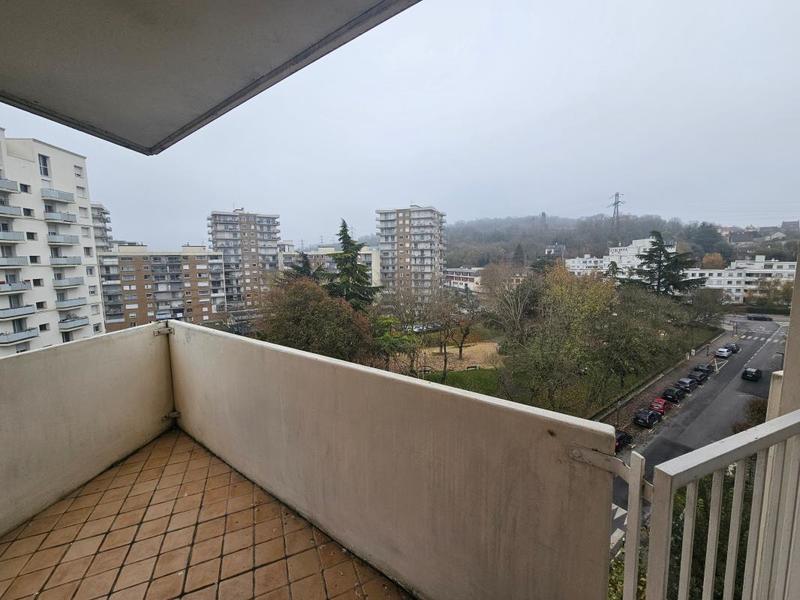 Appartement - 81 m² - 4 pièces