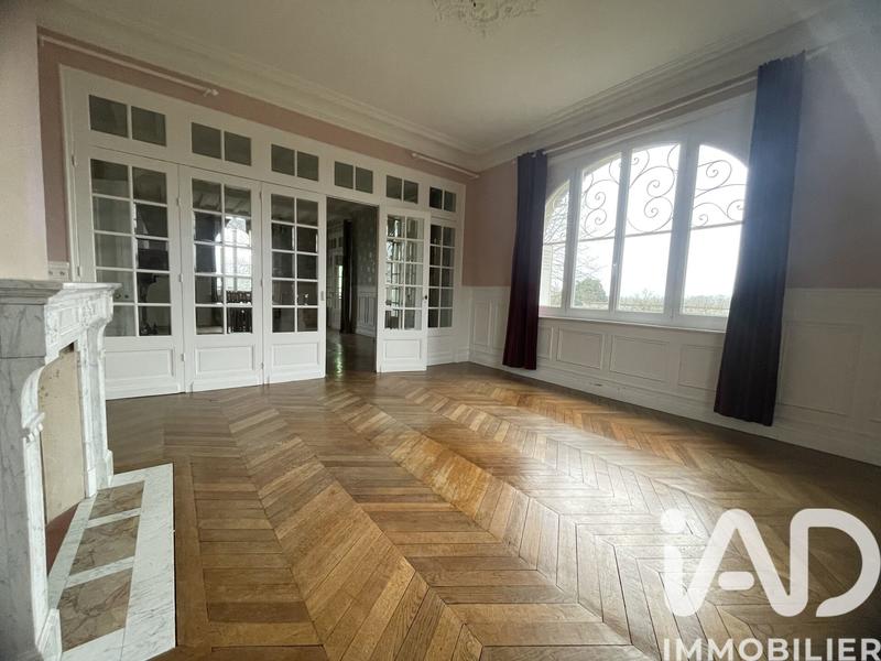Maison - 356 m² - 8 pièces