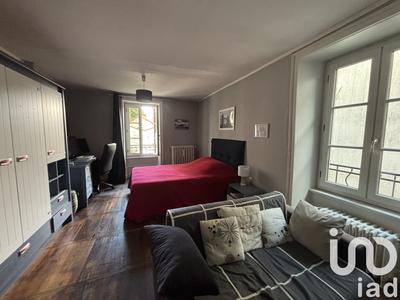 Maison de ville - 275 m² - 9 pièces