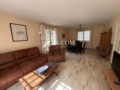 Propriété - 120 m² - 5 pièces