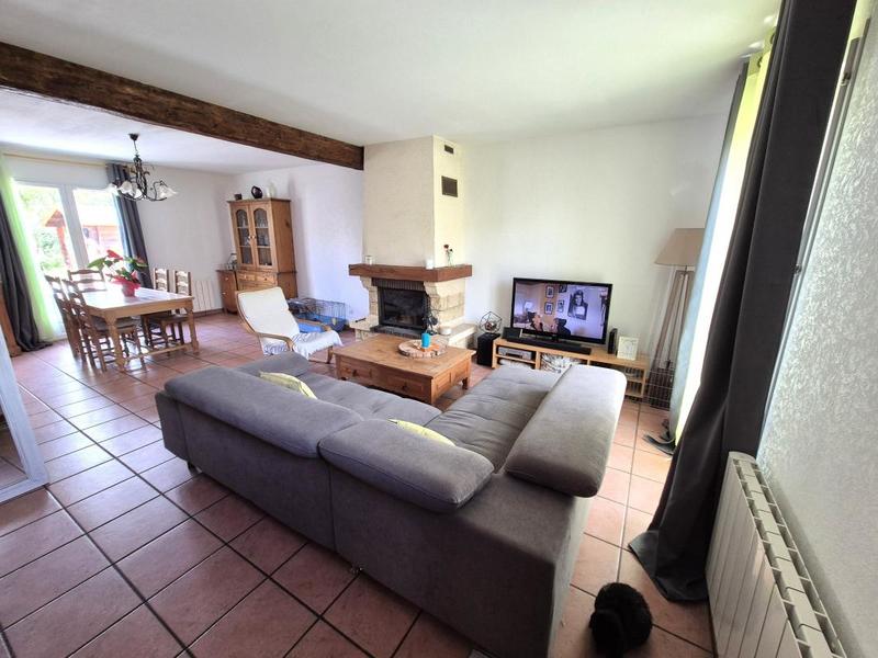 Maison - 106 m² - 7 pièces