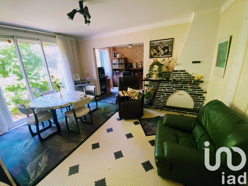 Maison - 122 m² - 6 pièces