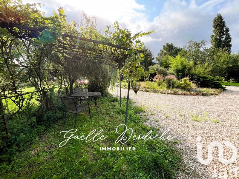 Maison - 213 m² - 8 pièces