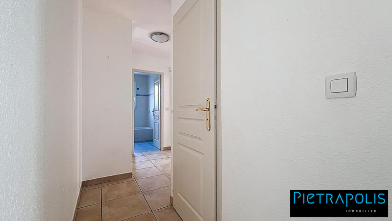 Appartement - 94 m² - 4 pièces