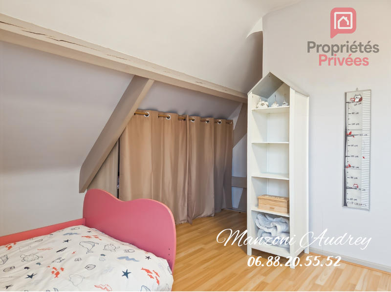 Maison - 166 m² - 8 pièces