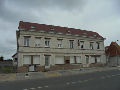 Maison - 520 m² - 5 pièces