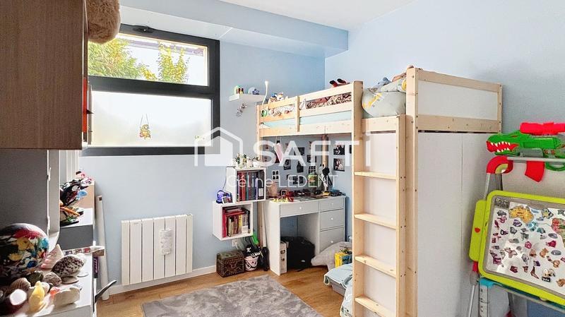 Appartement - 82 m² - 4 pièces