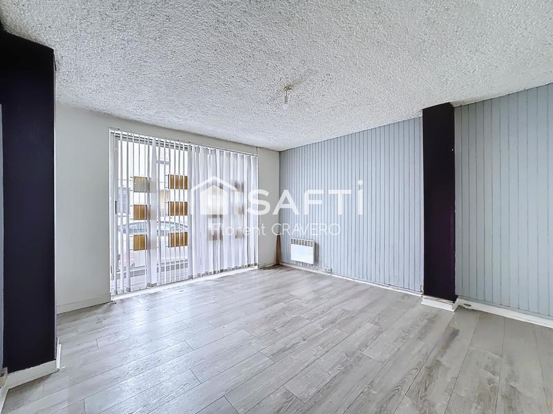 Local commercial - 87 m² - 4 pièces