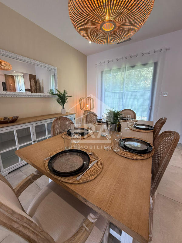 Villa - 145 m² - 4 pièces