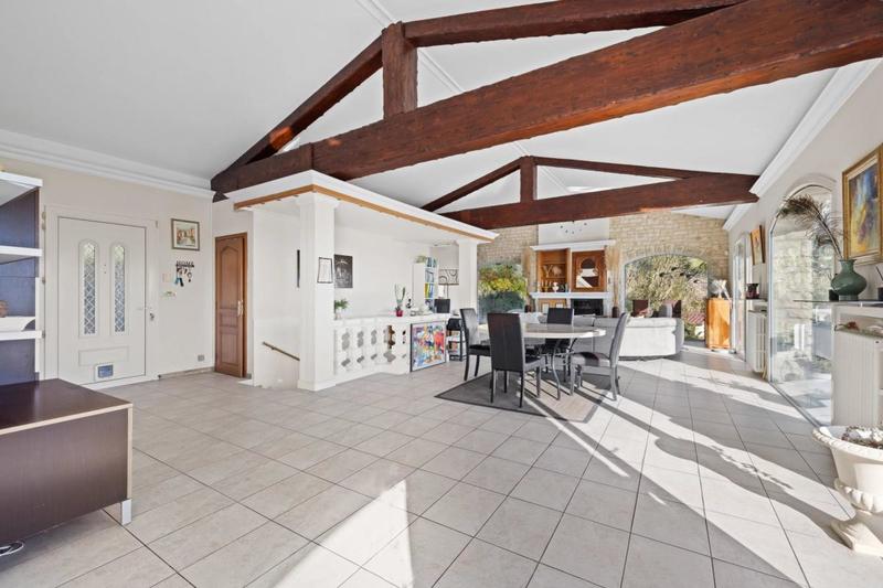 Villa - 195 m² - 6 pièces