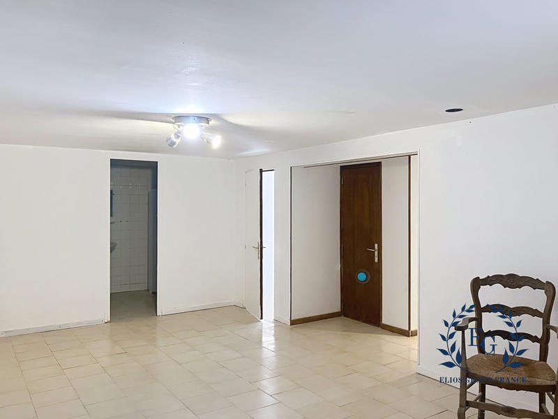 Maison traditionnelle - 179 m² - 6 pièces