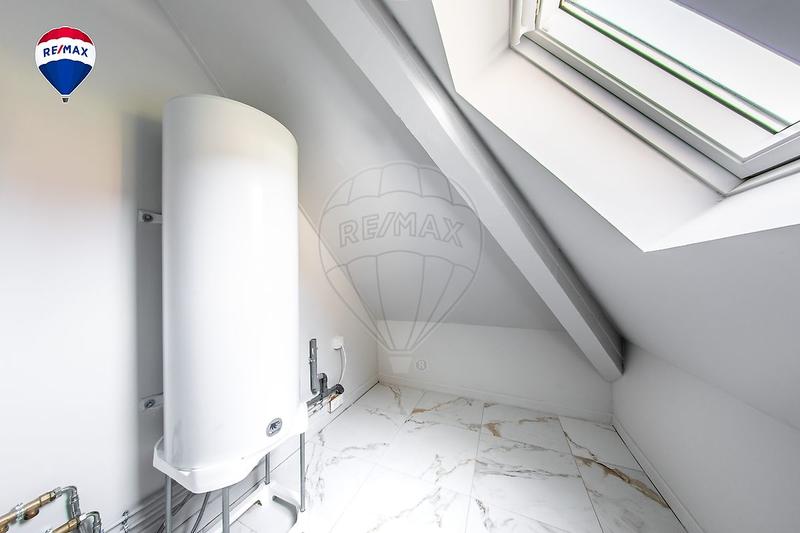 Appartement - 101 m² - 5 pièces