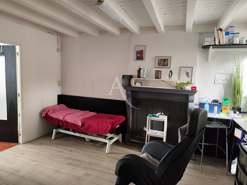 Local commercial - 86 m² - 5 pièces