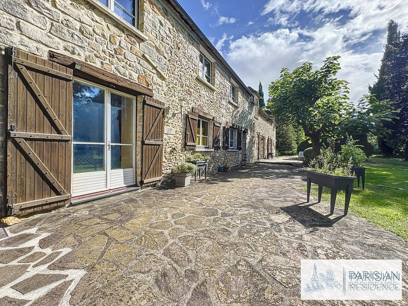 Maison ancienne - 480 m² - 14 pièces