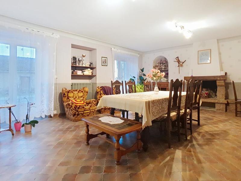 Maison - 142 m² - 6 pièces