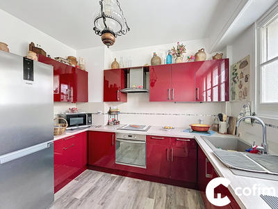 Appartement - 95 m² - 4 pièces