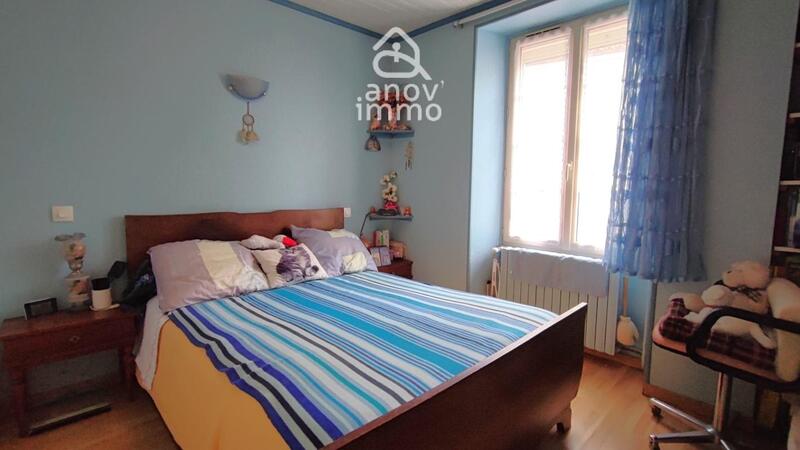 Maison de village - 133 m² - 8 pièces