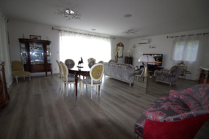 Villa - 155 m² - 6 pièces