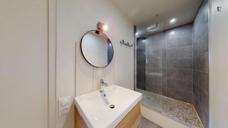 Chambre - 22 m² - 6 pièces