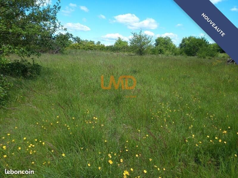 Terrain constructible - 1 075 m²
