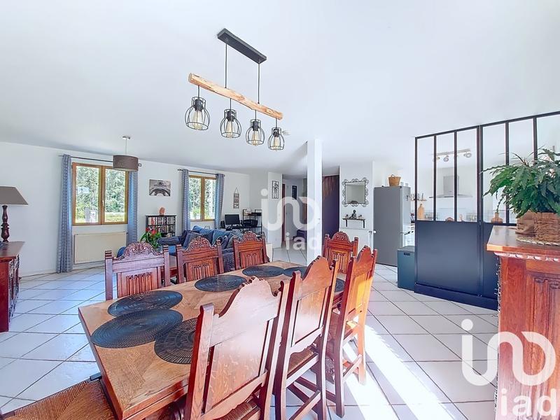 Maison - 96 m² - 5 pièces