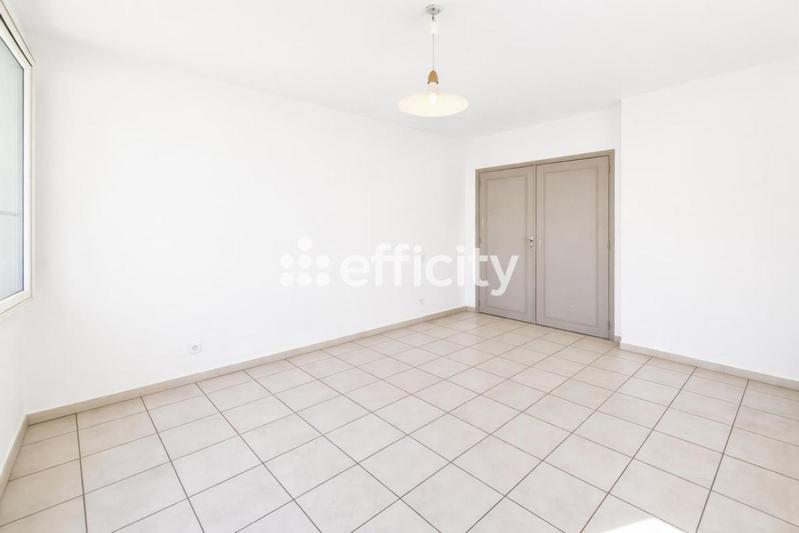 Villa - 143 m² - 7 pièces