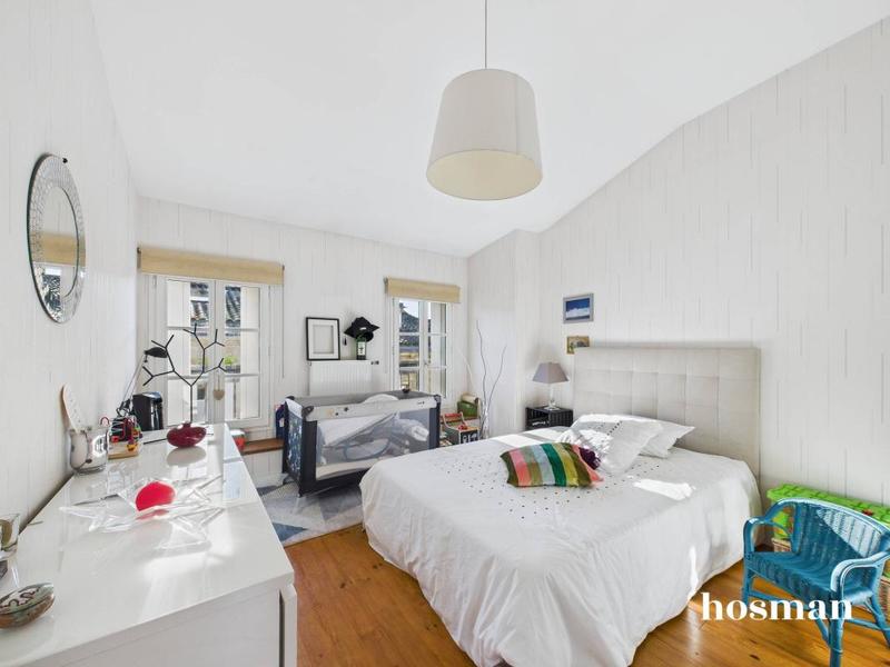 Maison - 140 m² - 5 pièces