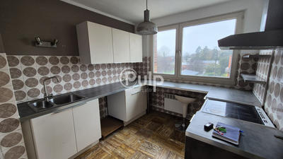 Appartement - 77 m² - 4 pièces
