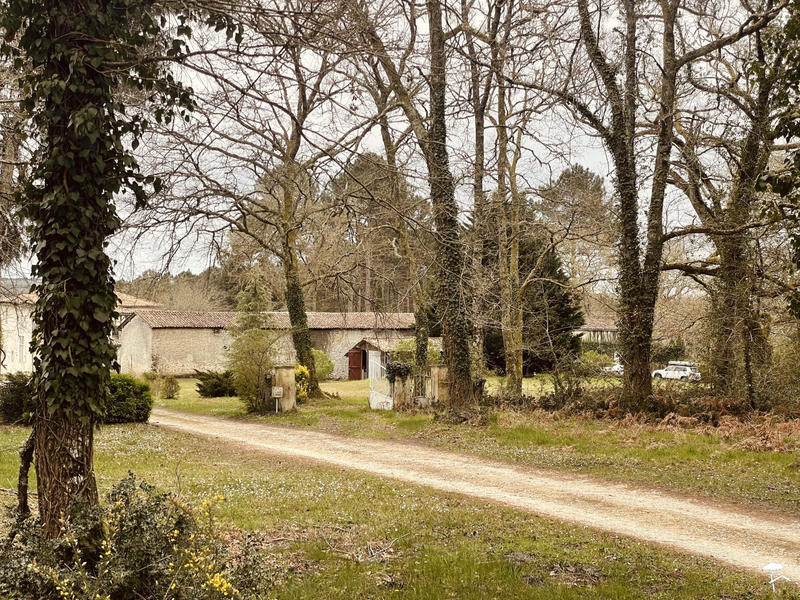 Maison - 180 m² - 7 pièces