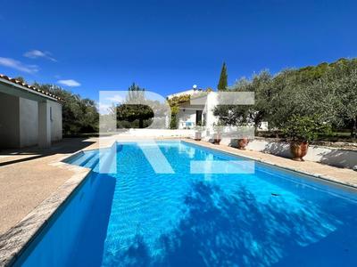 Villa - 171 m² - 8 pièces