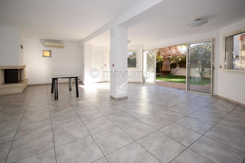 Maison - 146 m² - 5 pièces