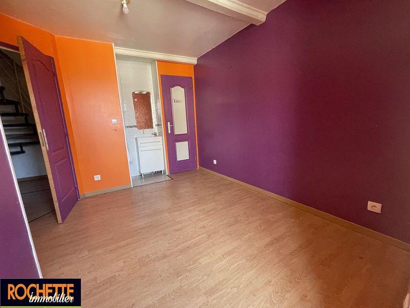 Immeuble - 200 m² - 12 pièces