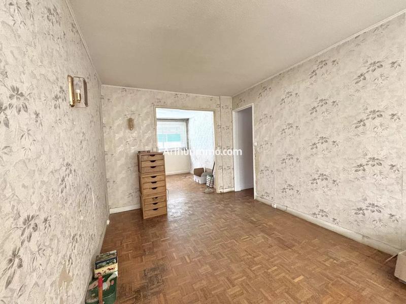 Appartement - 85 m² - 5 pièces
