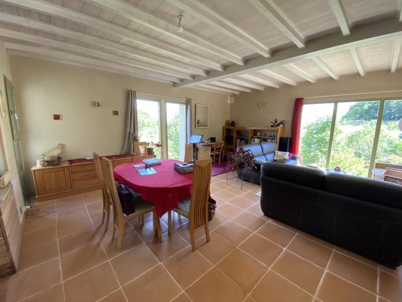 Maison - 205 m² - 7 pièces