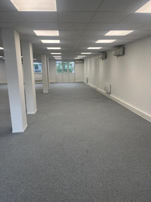 Bureau - 210 m²