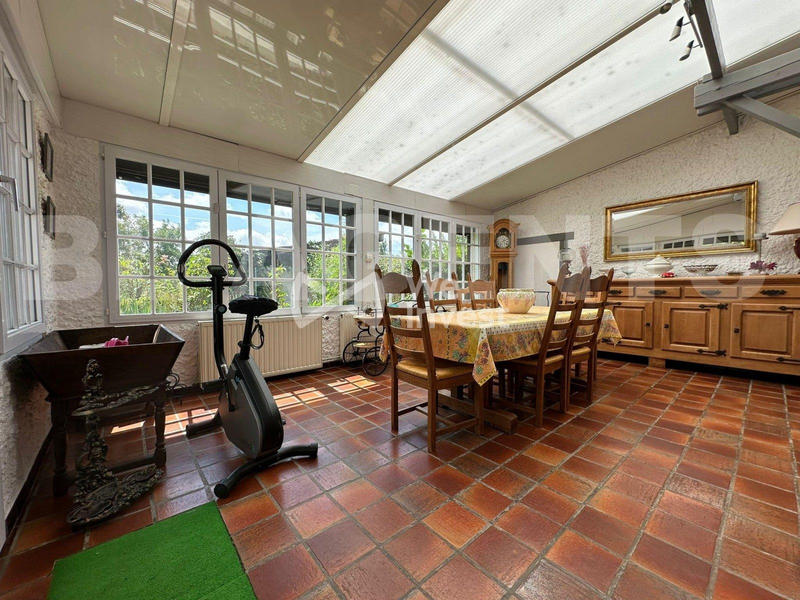 Maison - 159 m² - 6 pièces