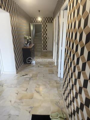 Propriété - 150 m² - 7 pièces