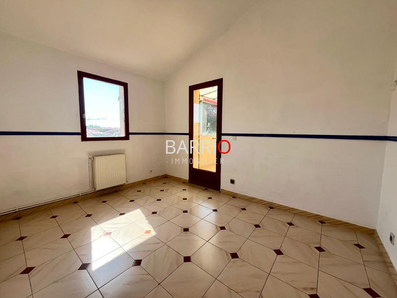 Villa - 217 m² - 11 pièces