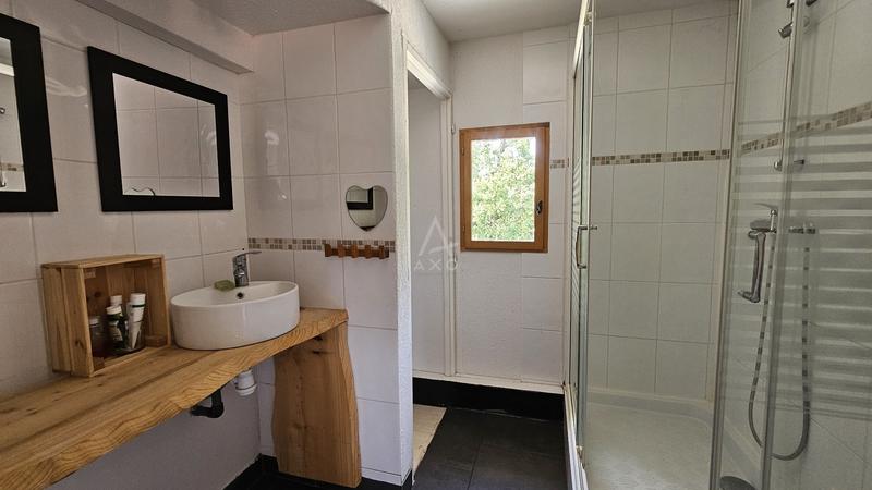 Maison - 188 m² - 7 pièces