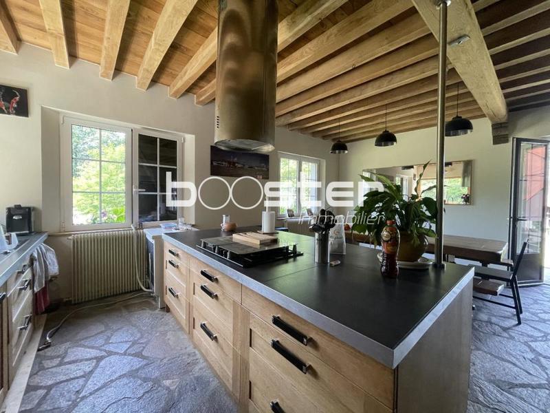 Maison ancienne - 168 m² - 7 pièces