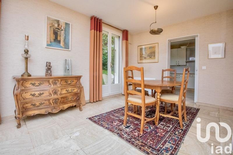 Maison - 152 m² - 8 pièces