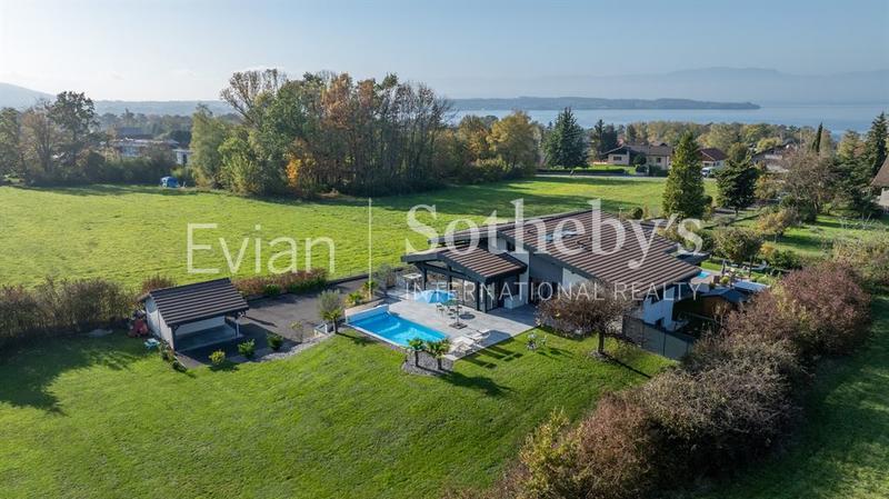 Maison - 269 m² - 7 pièces