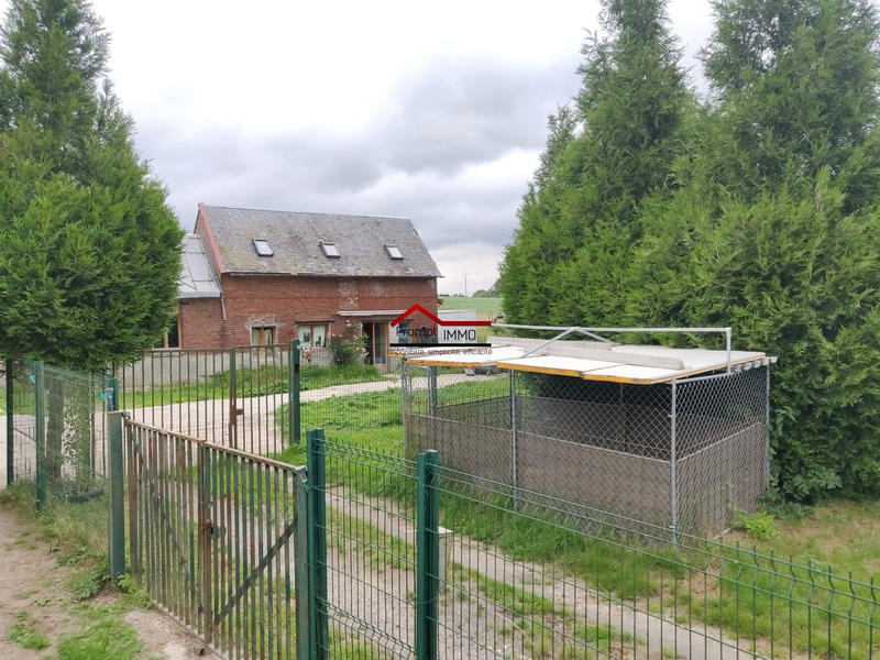 Maison - 300 m² - 14 pièces