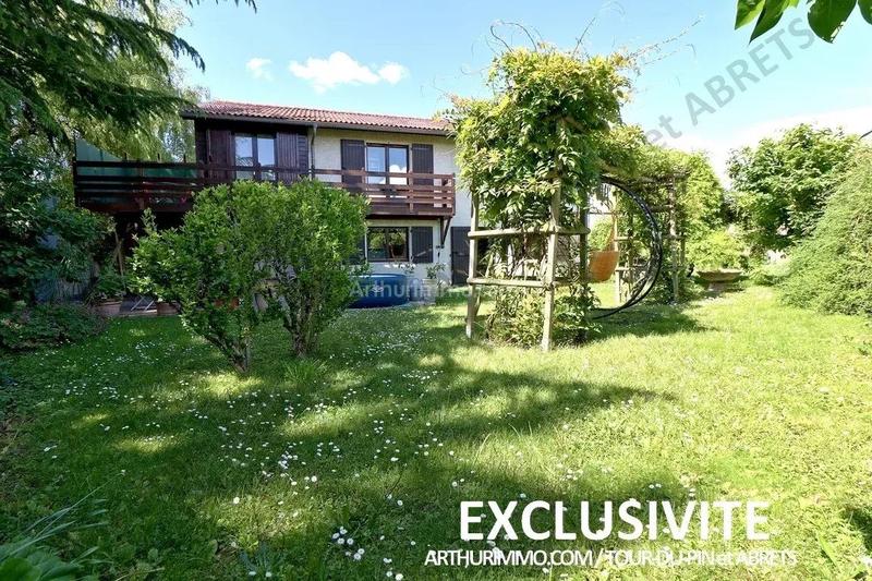 Maison - 141 m² - 6 pièces