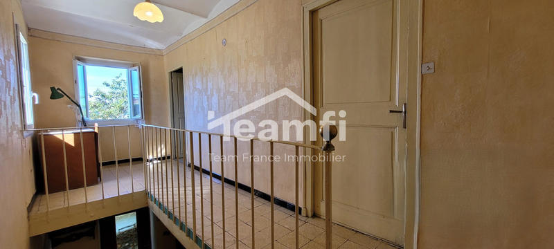 Maison - 98 m² - 5 pièces