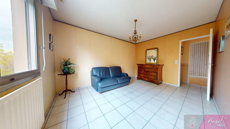 Appartement - 79 m² - 4 pièces